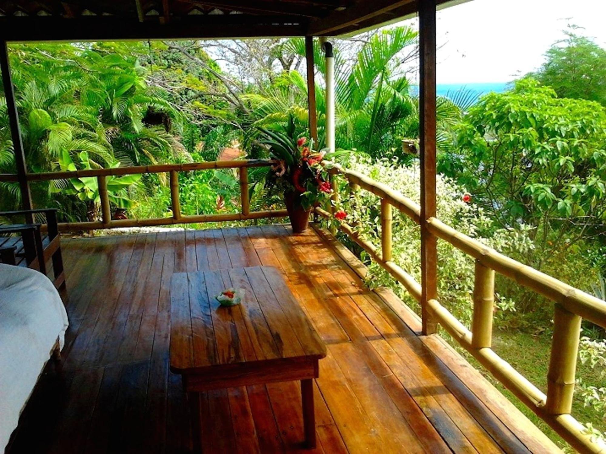 Lagunavista Villas Carate Экстерьер фото
