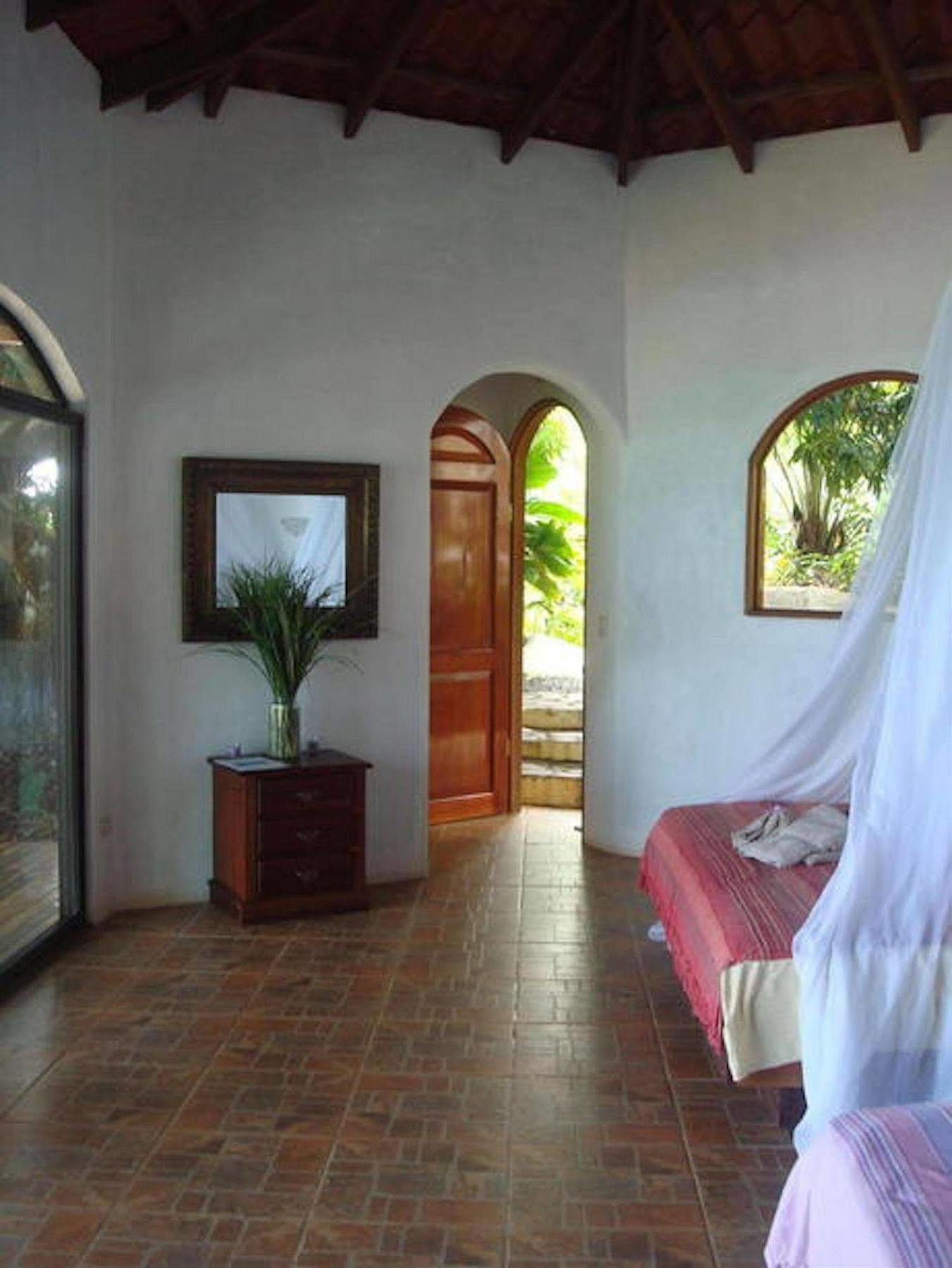 Lagunavista Villas Carate Экстерьер фото